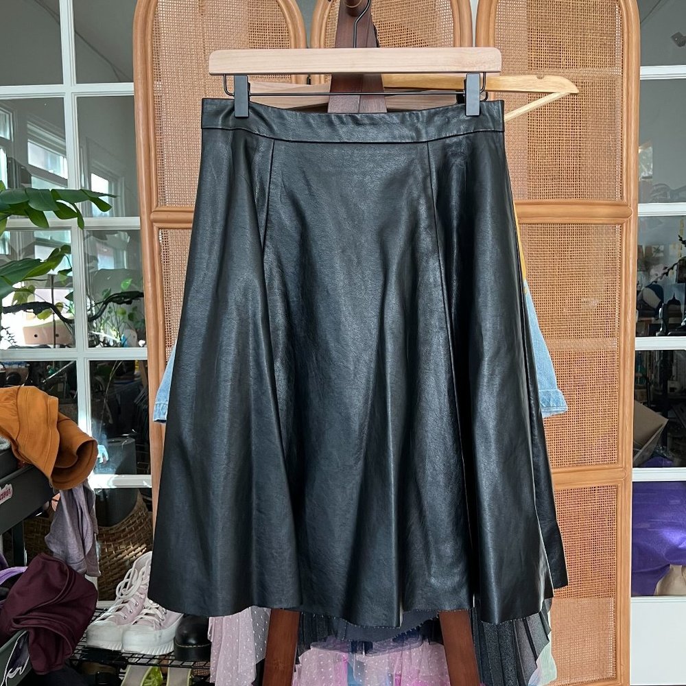 Forever21 – Faux Leather Midi Circle Skirt – Black